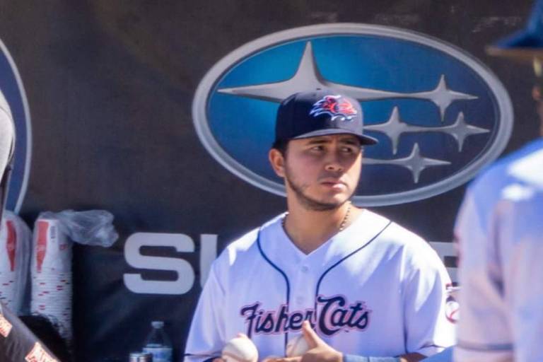 Escuinapense Adrián Hernández arranca la temporada en Doble-A