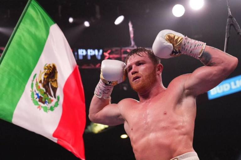Canelo Álvarez ‘dispara’ los tacos en Jalisco: ¡paga la cuenta de todos los clientes!