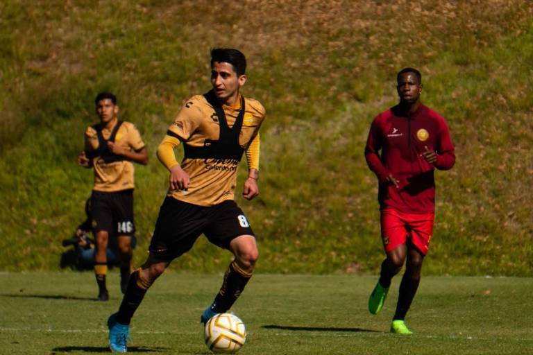 Dorados y Leones Negros dividen honores en duelo amistoso