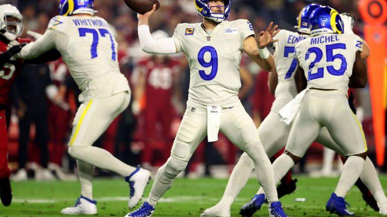 Matthew Stafford supo resolver sus situaciones con éxito en beneficio de los Rams.