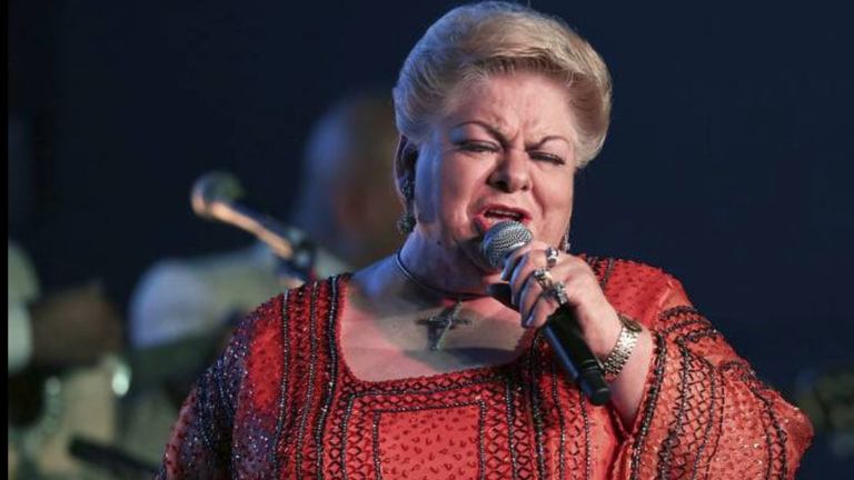 Paquita la del Barrio fue intervenida en un hospital de Xalapa, Veracruz.