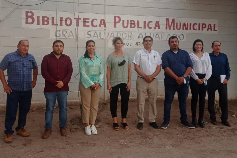 Diputados y personal del Isic recorren bibliotecas para constatar sus carencias
