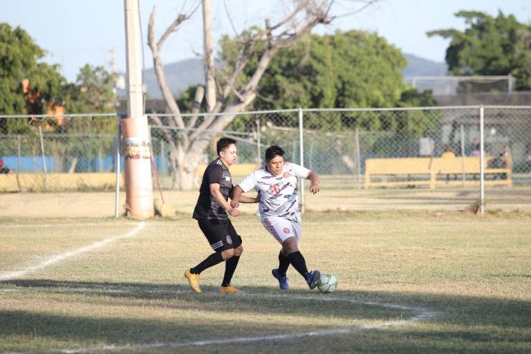Hospital General sorprende a ORL Guerrero en Liga Intermédicos