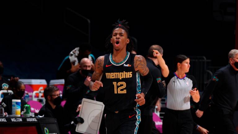 Jan Morant tuvo 35 puntos para Memphis.