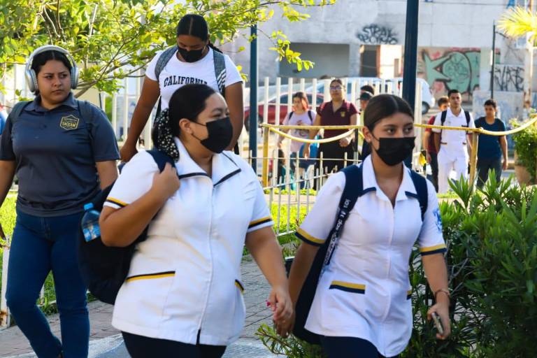 Fallece adulta mayor por Covid en medio de incremento de casos en Sinaloa