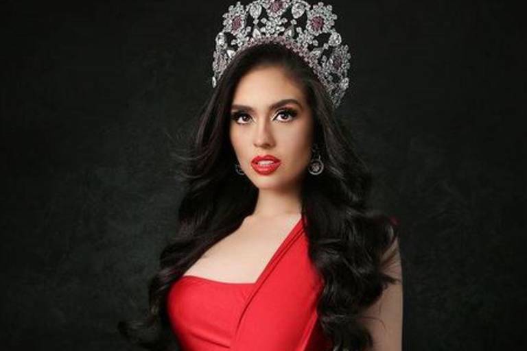 La sinaloense Débora Hallal quiere ser la mujer más bella del mundo