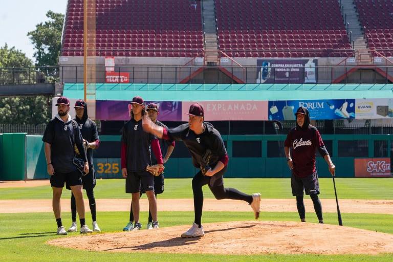 Trío de culiacanenses reporta en el segundo día de prácticas de Tomateros de Culiacán