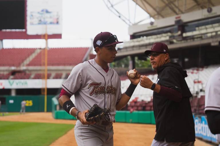 Luce el talento joven de Tomateros en primer juego de preparación