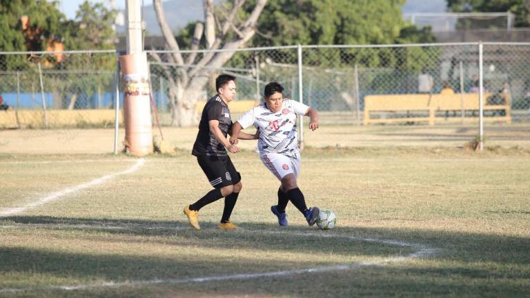 Hospital General vence por marcador de 4-2 a ORL Guerrero.