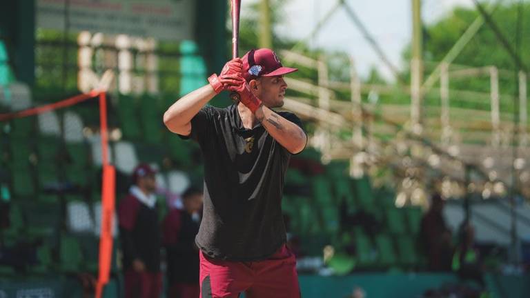 Apenas fue anunciado la mañana de este viernes y Alberto Lara ya se puso a las órdenes del cuerpo técnico de Tomateros de Culiacán en la pretemporada.
