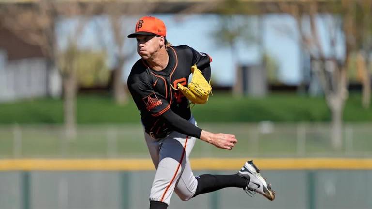 Spencer Bivens tiene una buena salida.