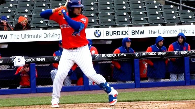 Joey Meneses sigue encendido con la organización de Mets