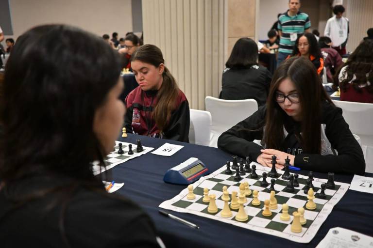 Arranca Selección Mazatlán con 12 victorias en estatal de ajedrez
