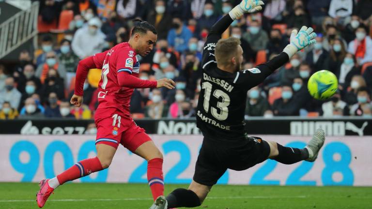 El Espanyol gana sobre el final.