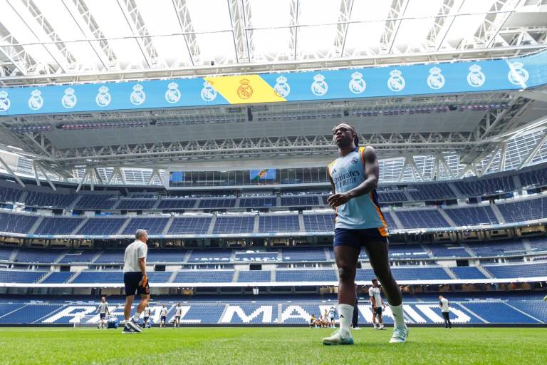 Condenan a aficionado del Mallorca por racismo hacia Vinicius Jr