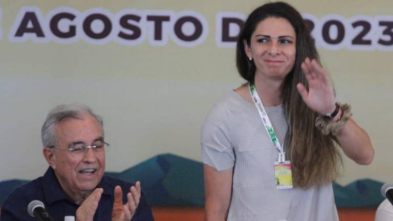 Ana Guevara dice que se deben abrir muchos más polos de desarrollo.