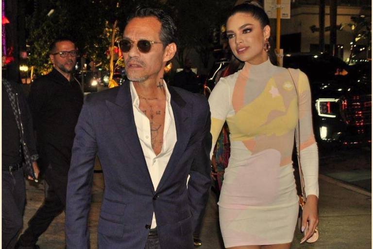Disfrutan Marc Anthony y Nadia Ferreira su primera fiesta de compromiso