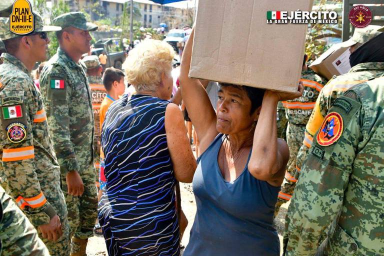 Ascienden a 48 los fallecidos por el huracán Otis; AMLO anuncia visita a Acapulco