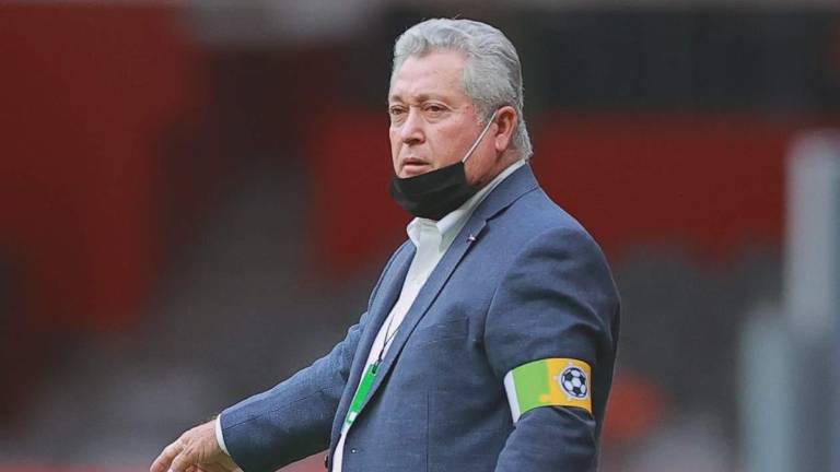 Víctor Manuel Vucetich, técnico de Chivas.