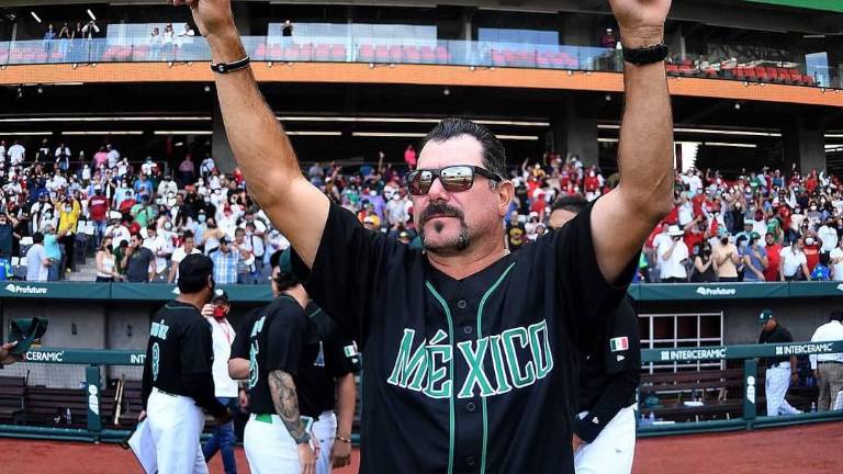 Benjamín Gil ya dirigió sus primeros dos encuentros al frente de la Selección Mexicana de beisbol que competirá en Tokio 2020.
