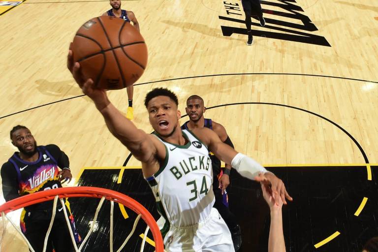 Giannis Antetokounmpo no cambia el foco pese al 0-2 en las Finales NBA 2021