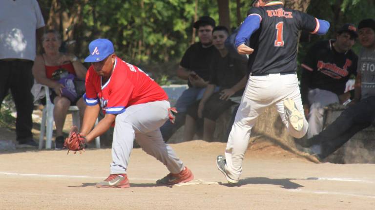 Los Plebes del Rancho amarraron su presencia en las semifinales de la Liga de Beisbol de Eco Taxos Verdes.