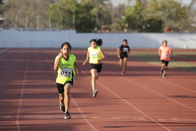 Intensa jornada atlética en la Unidad Juárez