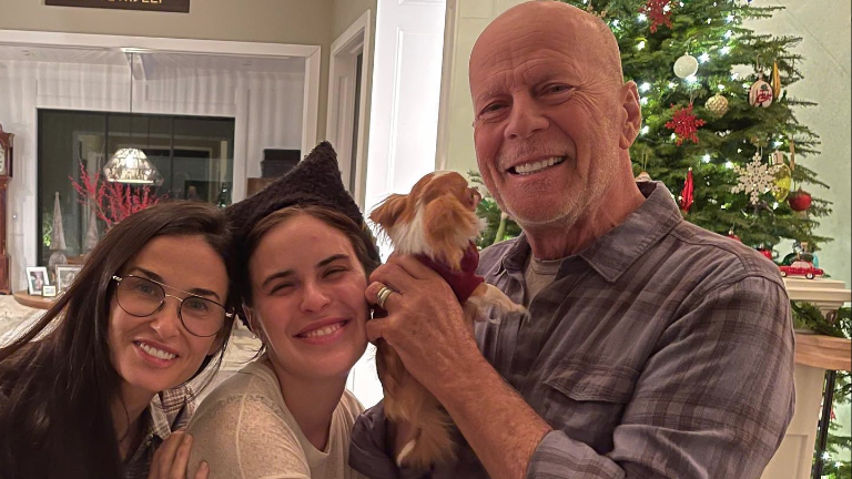 Demi Moore tomó la decisión de mudarse a la casa de Bruce Willis para cuidarlo también.
