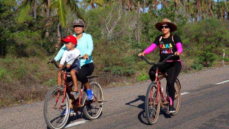 La rodada contó con la participación de 56 ciclistas de la comunidad.