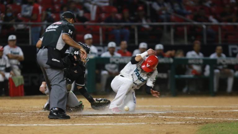 Venados de Mazatlán empareja la serie.