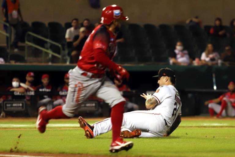 Naranjeros de Hermosillo evita la limpia ante Mayos de Navojoa