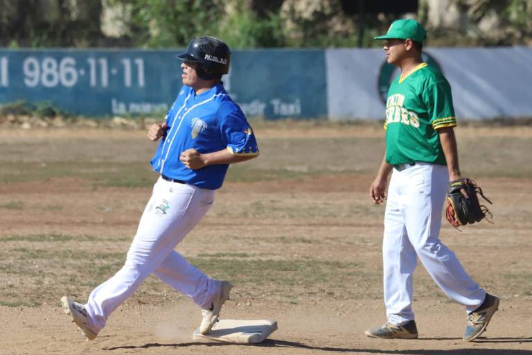 Taxis Verdes y Rojos toman delantera en playoffs de Liga Transportista
