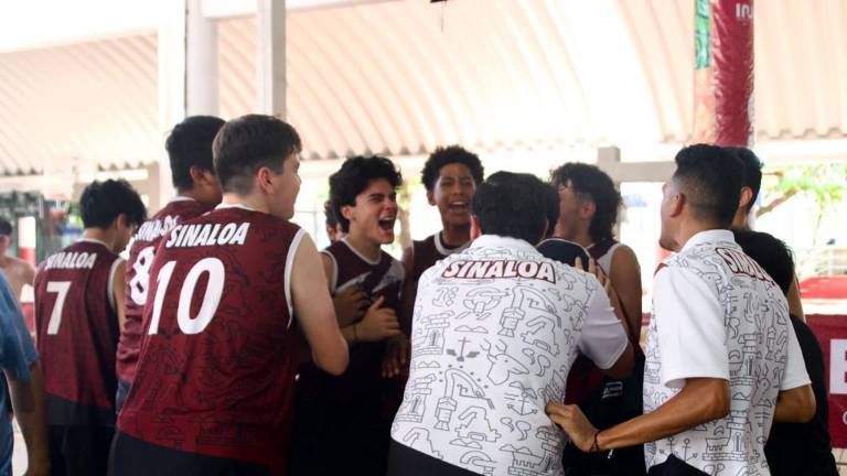 Los sinaloenses festejan su pase a la final.
