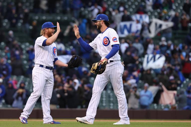 El bulllpen de los Cachorros sigue intransitable, en triunfo sobre los Rojos