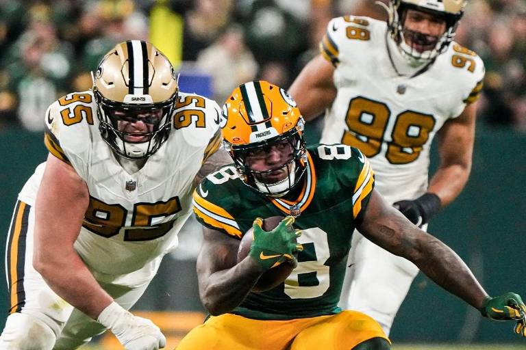 Green Bay aplasta a los Saints y amarra su lugar en los playoffs