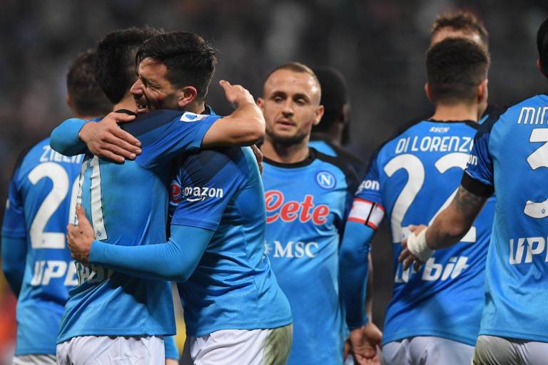 Napoli, con Chucky, no afloja y es más líder que nunca