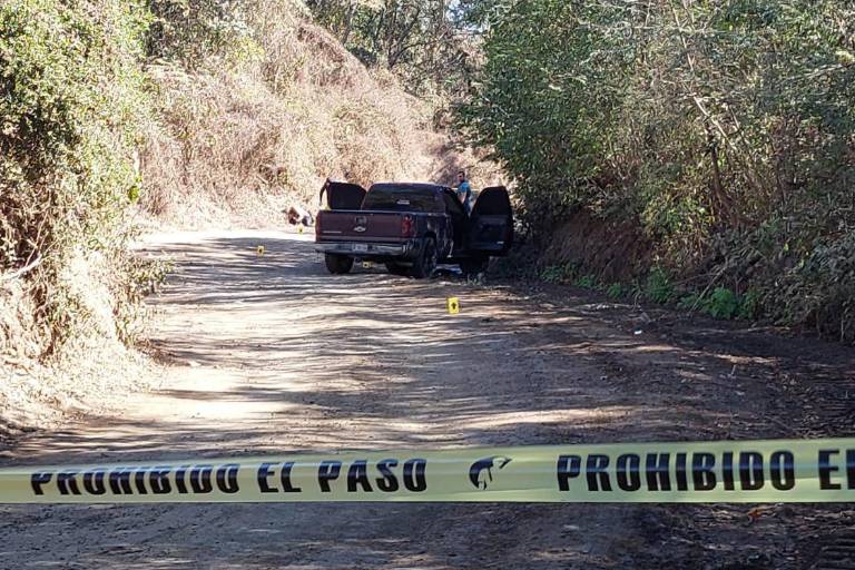 Asesinan a un hombre en camino de terracería al norte de Mazatlán