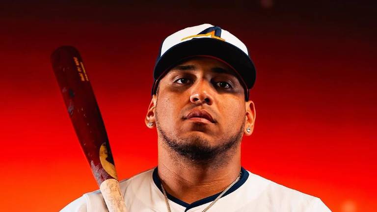 Isaac Paredes va con Astros.