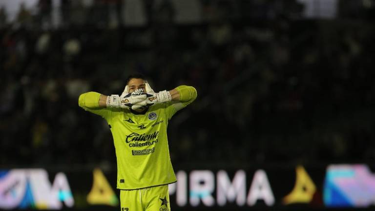 Hugo González portaría su sexta camiseta en la Liga MX.