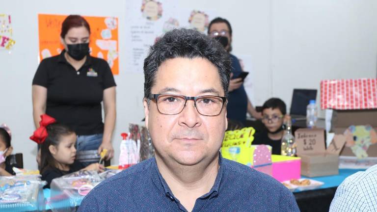 Roberto Lem González.