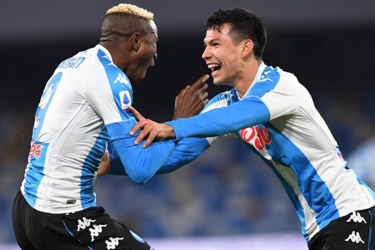 Napoli golea y sueña con volver a la Champions