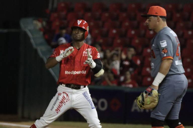 Randy Romero es nombrado Guante de Oro de la Temporada 2022-2023 de la LMP