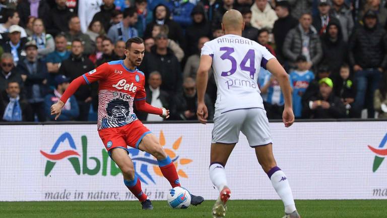 El Napoli se complica sus aspiraciones al título.
