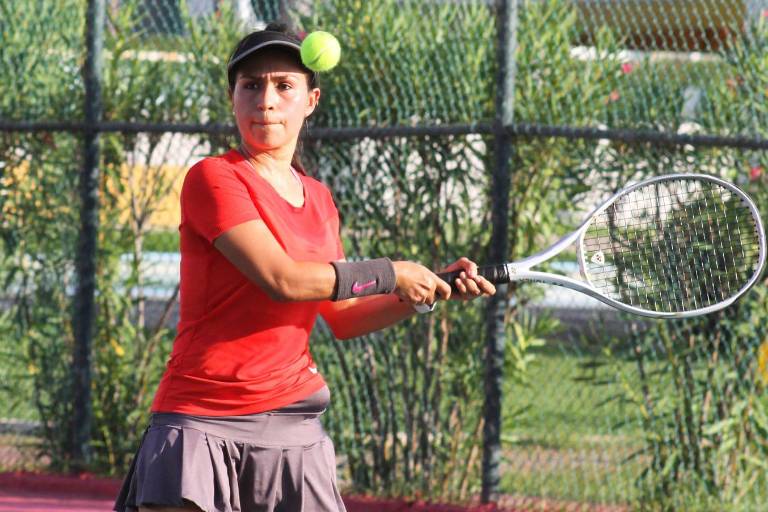 Torneo de Tenis Patrio Britania 2021 arranca con intensos encuentros