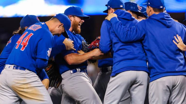 Los Cachorros de Chicago celebraron el “sin hit ni carrera” en Dodger Stadium.
