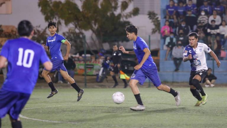 D’portenis consigue el campeonato de la fase de copa de la Liga de Futbol Juvenil C Municipal.