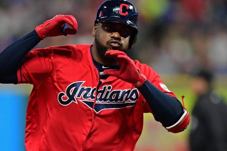 Franmil Reyes dio par de jonrones en triunfo sobre San Luis