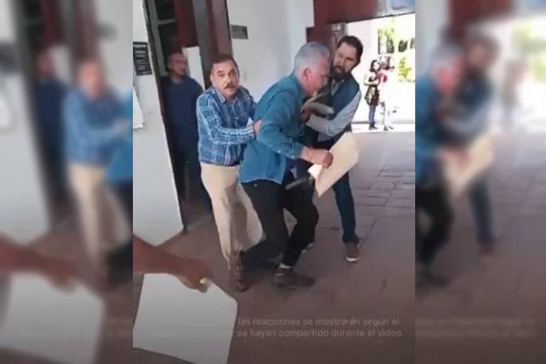 Se registra altercado a empujones entre el Alcalde de Concordia y colaborador dentro del Palacio