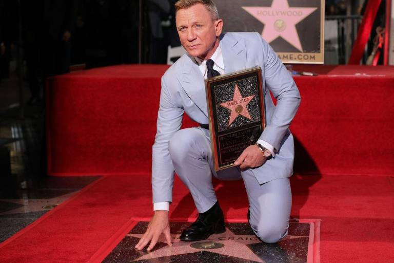 Recibe Daniel Craig su estrella en el Paseo de la Fama, un día previo al estreno de No time to die en Estados Unidos