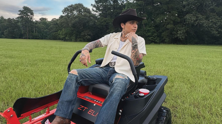 Christian Nodal lanza La que se fue se fue.